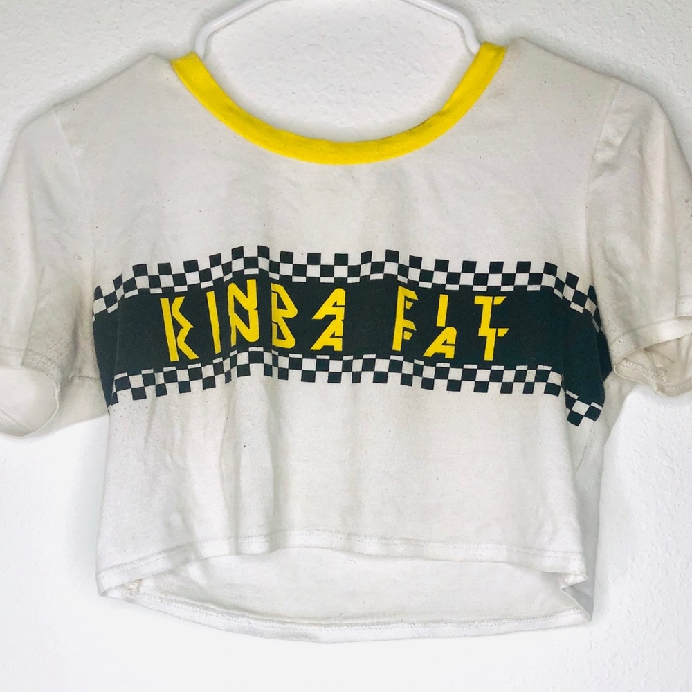 Daon styles cropped top